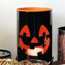 Halloweeni metallist küünlahoidja