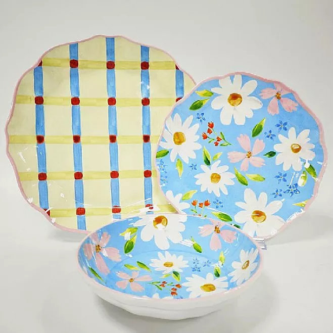 Värvitud Daisy aiataldrikute komplekt